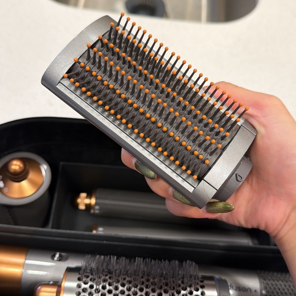Dyson Hair Styling Set in Copper and Silver - Picture 4 of 12